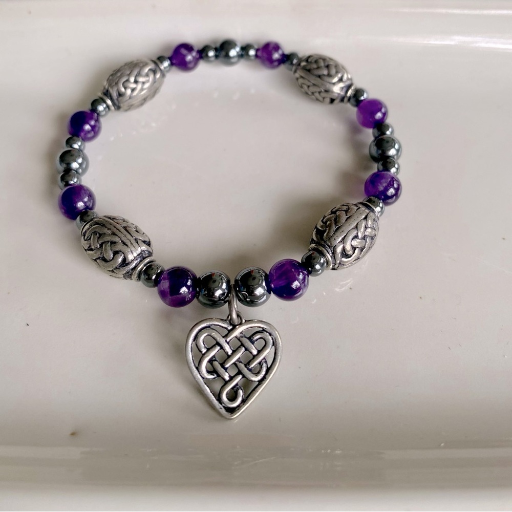 Purple and metal beaded heart bracelet